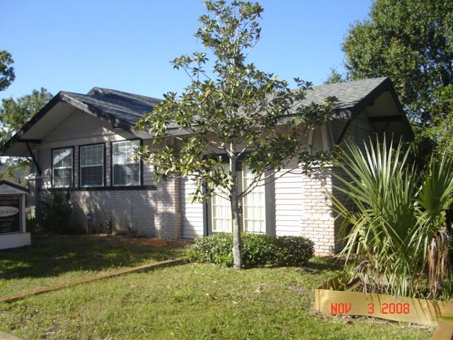 520 E Strawbridge Ave, Melbourne, FL 32901